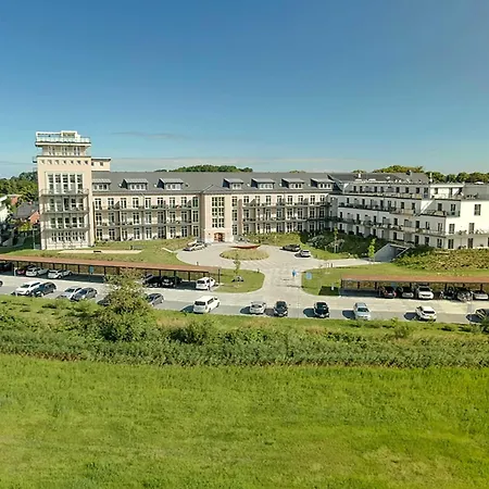 Rundblick - Stilvolle 5-sterne-ferienwohnung Mit Blick Auf Den Bodden *