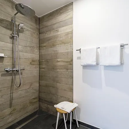 Rundblick - Stilvolle 5-sterne-ferienwohnung Mit Blick Auf Den Bodden Appartement